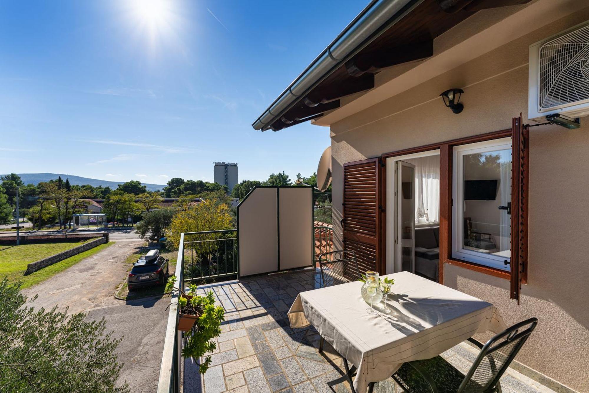 Apartments Adriana 스타리그라드 파클레니차 외부 사진