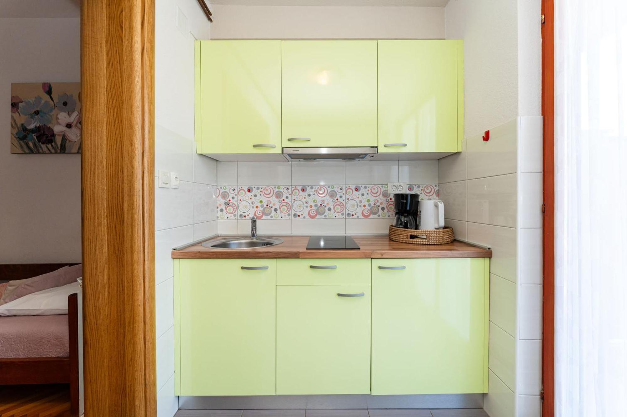 Apartments Adriana 스타리그라드 파클레니차 객실 사진