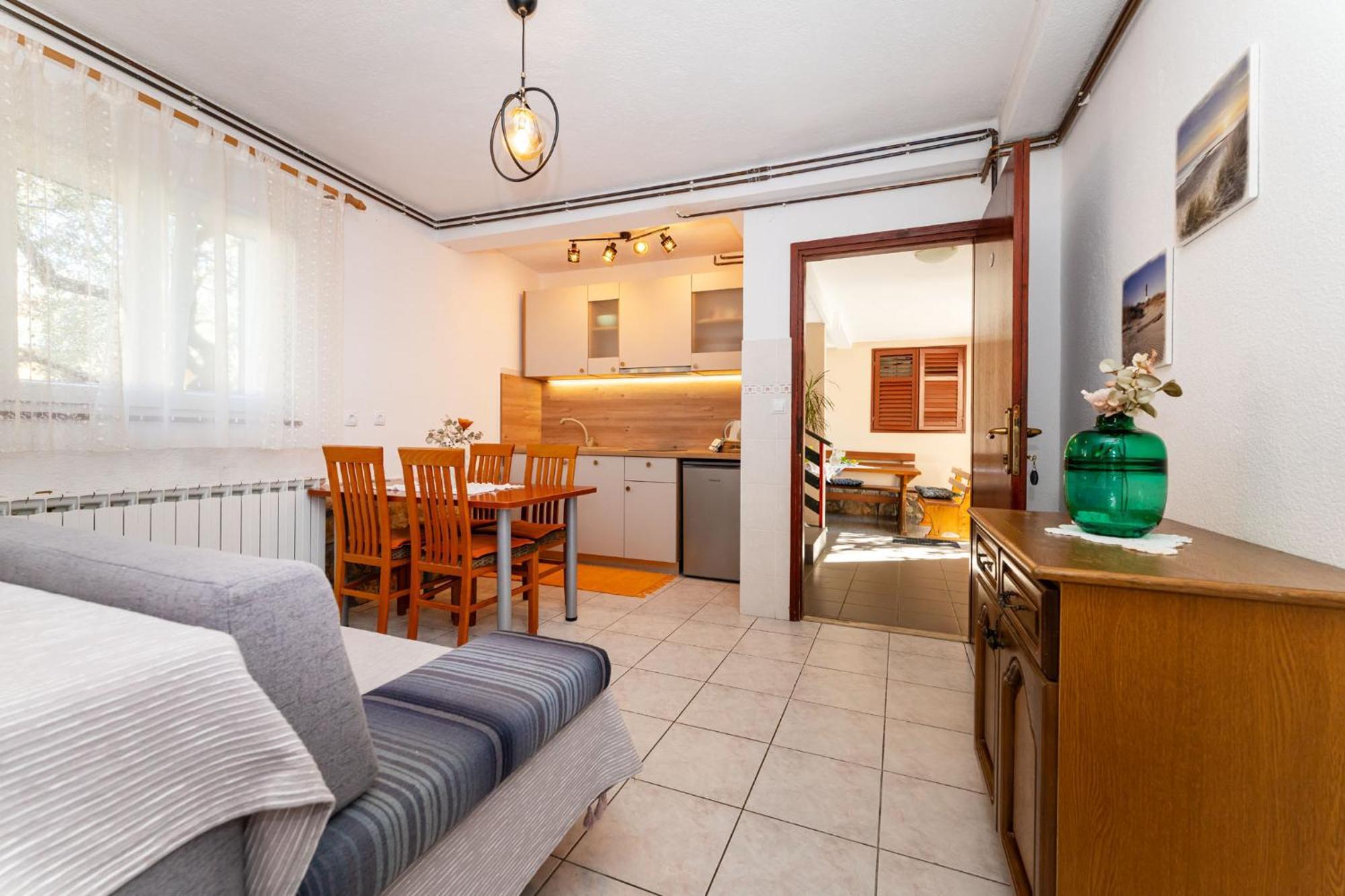 Apartments Adriana 스타리그라드 파클레니차 외부 사진